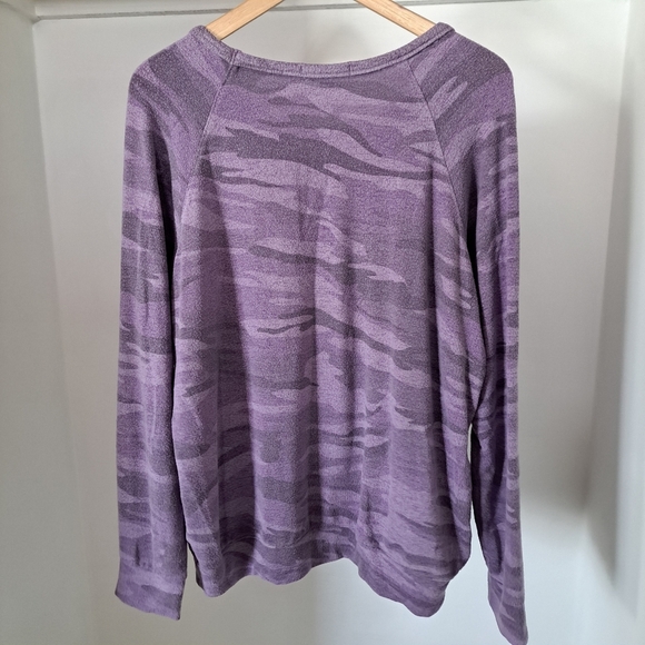 Buffalo D.B | Purple camo light wash crew neck long sleeved sweater - Picture 6 of 9